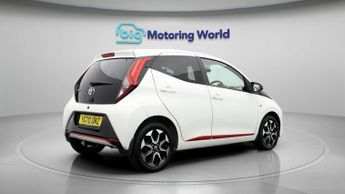 Toyota AYGO VVT-I X-TREND X-SHIFT TSS