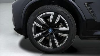 BMW iX3 M SPORT