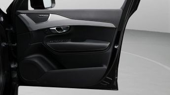 Volvo XC90 RECHARGE T8 R-DESIGN AWD