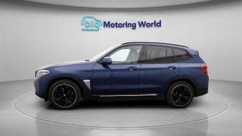 BMW iX3 PREMIER EDITION PRO