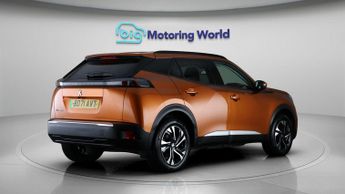 Peugeot E-2008 ALLURE