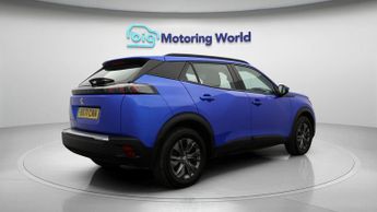 Peugeot E-2008 ACTIVE PREMIUM