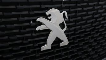 Peugeot E-2008 ACTIVE PREMIUM PLUS