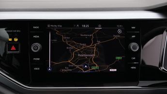 Volkswagen Polo ACTIVE TSI DSG