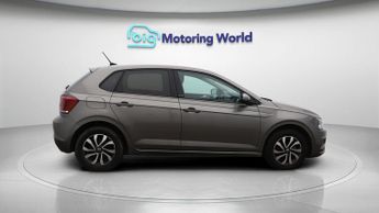Volkswagen Polo ACTIVE TSI DSG