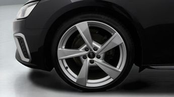 Audi A4 TFSI S LINE