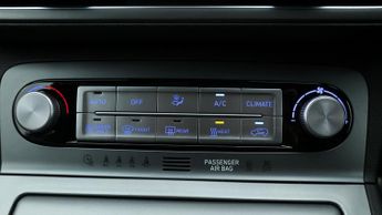 Hyundai KONA PREMIUM