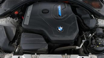 BMW 3 Series 330E M SPORT