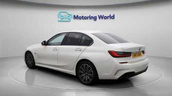 BMW 3 Series 330E M SPORT