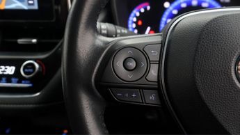 Toyota Corolla ICON TECH