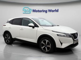 Nissan Qashqai DIG-T N-CONNECTA DCT
