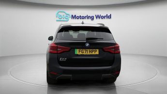 BMW iX3 PREMIER EDITION