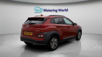 Hyundai KONA PREMIUM