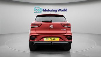 MG MG ZS TROPHY CONNECT