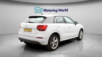 Audi Q2 TDI S LINE
