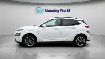 Hyundai KONA PREMIUM