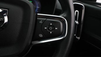 Volvo XC40 RECHARGE TWIN AWD