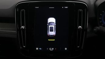 Volvo XC40 RECHARGE TWIN AWD