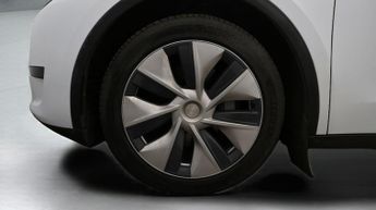 Tesla Model Y BASE