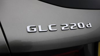 Mercedes-Benz GLC GLC 220 D 4MATIC AMG LINE