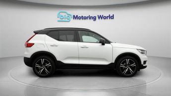 Volvo XC40 T3 R-DESIGN