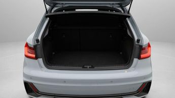 Audi A1 SPORTBACK TFSI S LINE