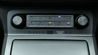 Hyundai KONA PREMIUM