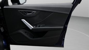 Audi Q2 TFSI S LINE BLACK EDITION