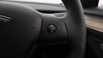 Tesla Model 3 LONG RANGE