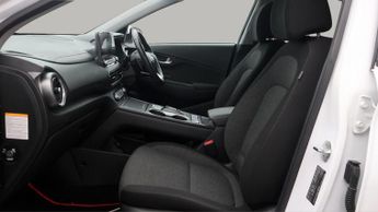 Hyundai KONA PREMIUM