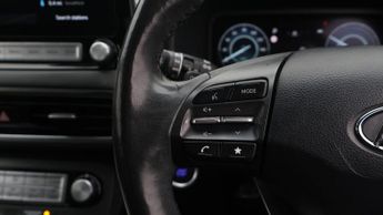 Hyundai KONA PREMIUM