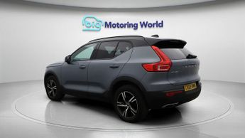 Volvo XC40 T4 R-DESIGN AWD