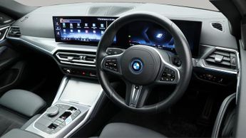 BMW i4 EDRIVE35 M SPORT