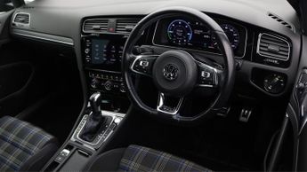 Volkswagen Golf GTE ADVANCE DSG