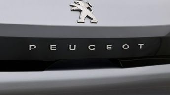 Peugeot E-208 GT