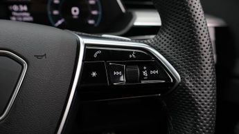 Audi Q8 e-tron QUATTRO S LINE