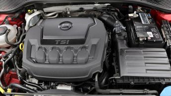 SEAT Leon TSI XCELLENCE LUX DSG