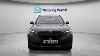 BMW iX3 PREMIER EDITION