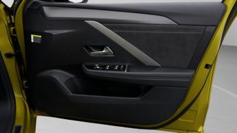 Vauxhall Astra ULTIMATE