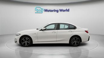 BMW 3 Series 330E M SPORT