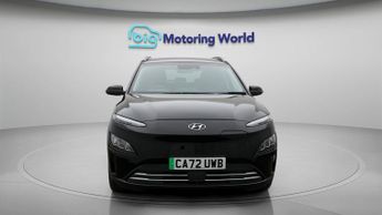 Hyundai KONA PREMIUM