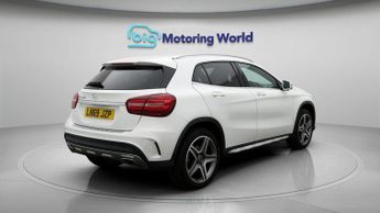 Mercedes-Benz GLA GLA 180 AMG LINE EDITION