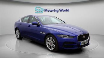 Jaguar XE SE