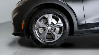 Ford Mustang Mach-E BASE