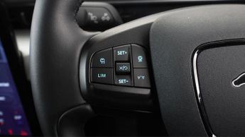 Ford Mustang Mach-E BASE