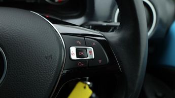 Volkswagen e-up! E-UP