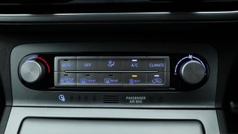 Hyundai KONA PREMIUM