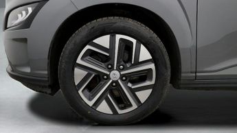 Hyundai KONA PREMIUM