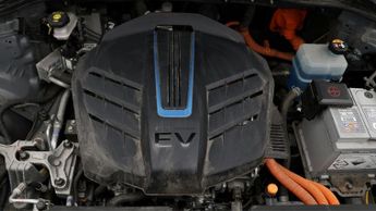 Hyundai KONA PREMIUM