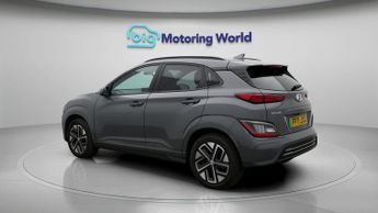 Hyundai KONA PREMIUM